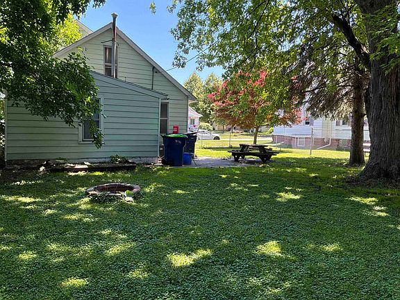 3rd image of 1504 S Chilson St