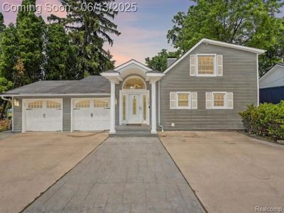 4967 Coshocton Dr, Waterford, MI, 48327