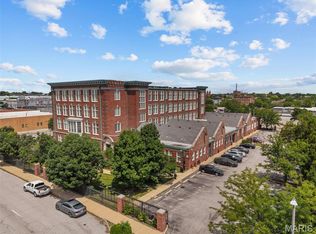 814 N 19th St, Saint Louis, MO 63106