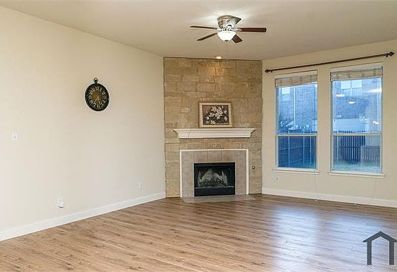 5th image of 3108 Longleaf Dr