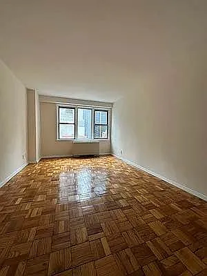 Rented by Bond New York | media 15