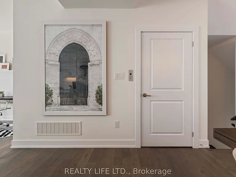 2273 Turnberry Rd #6 — Photo 13