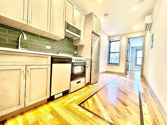 Rented by Doorway NYC, LLC | media 9