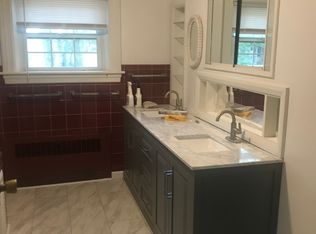 1006 Waterview Rd, Yorktown, VA 23692