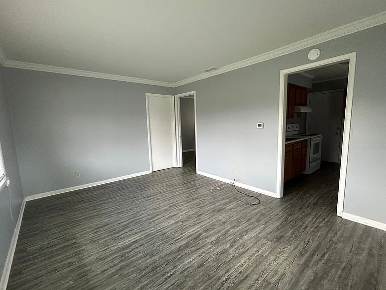 3605 E Azalea Ln - 2301 S Primrose Ln — Photo 3