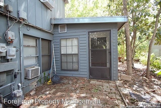 1st image of 2722 Irwin Dr APT 4