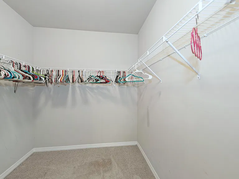 20550 Charles St — Photo 11