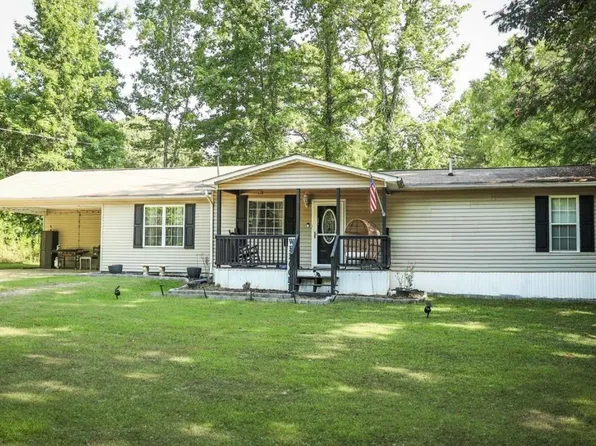 105 Hayes Dr, Russellville, AL 35654