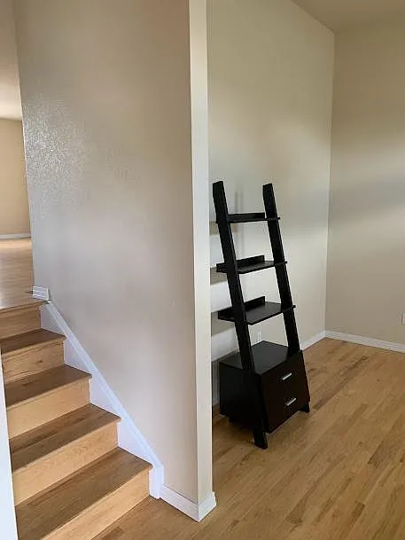 4 bed, 3.5 bath, 1907 sqft, $3,050 — Photo 4