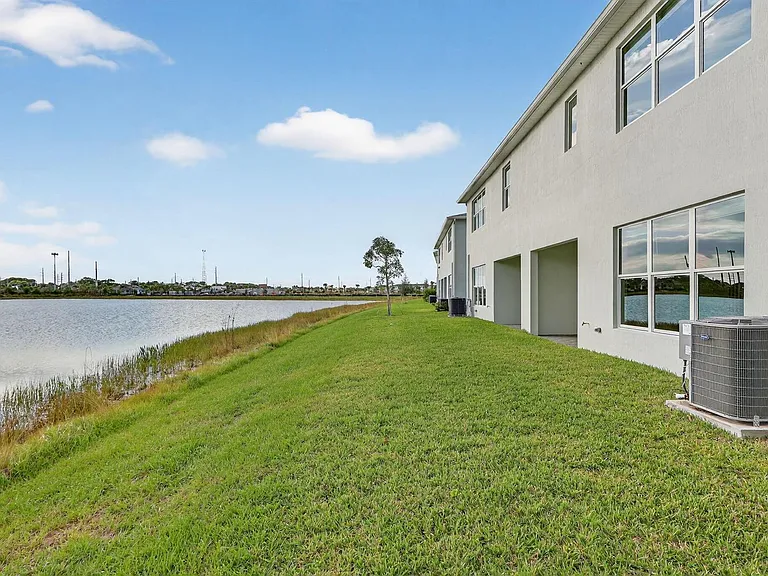 3552 NW Solange Ct — Photo 48