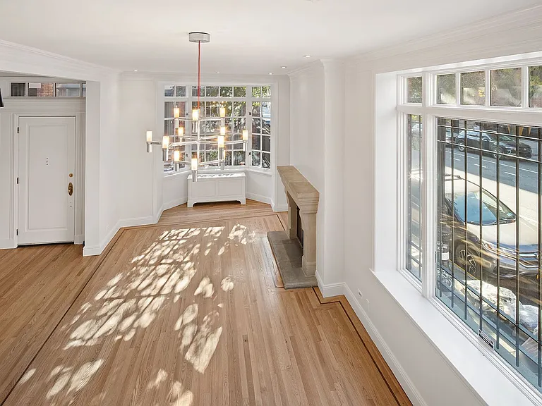 687 Greenwich St #1 — Photo 4