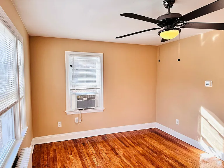 908 Hudson Ave FHY Properties, LLC — Photo 8