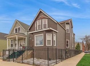 2958 N Whipple St APT 1, Chicago, IL 60618
