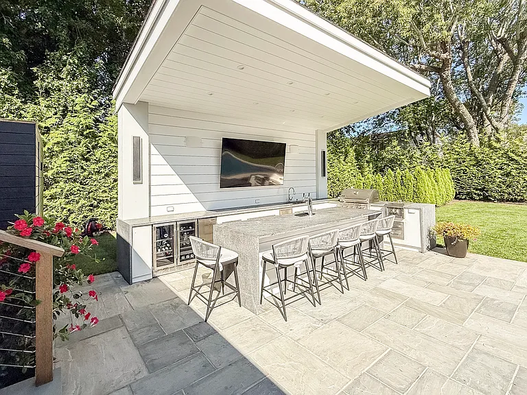 121 Ponquogue Ave #C — Photo 23