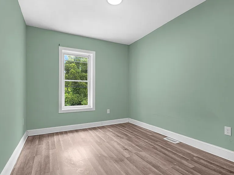 3003 W Garrison Ave — Photo 9
