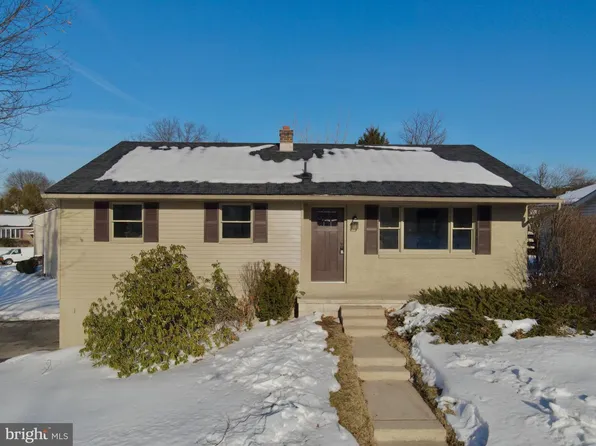 701 Tamarack Trl, Shillington, PA 19607