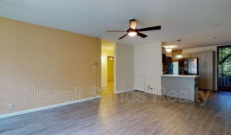 95-273 Waikalani Dr #D302 — Photo 7