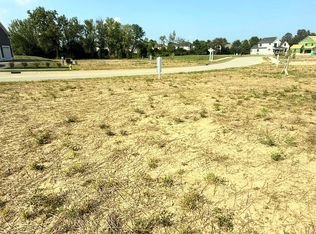 3186 Briarwood Ln, Lewis Center, OH 43035