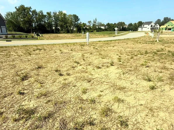 3186 Briarwood Ln, Lewis Center, OH 43035