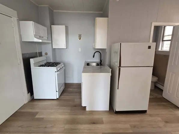 185 Avenue E, Bayonne, NJ