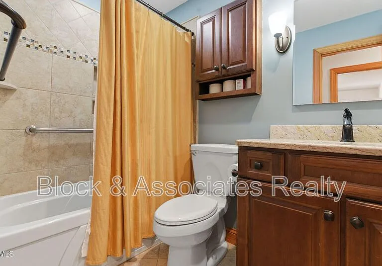 1200 Boxwood Ln — Photo 12