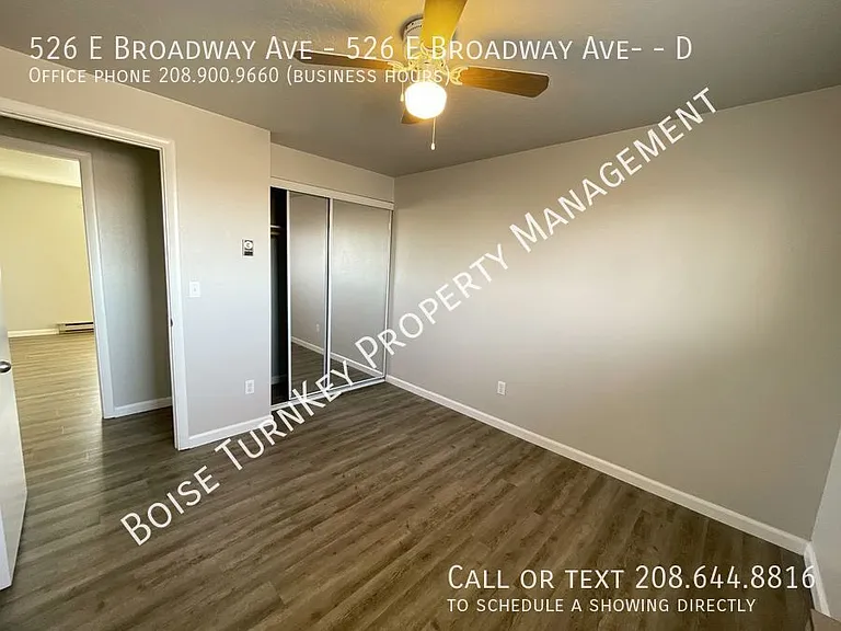 526 Broadway Ave #D — Photo 27