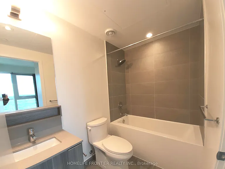 898 Portage Pkwy #5906 — Photo 11
