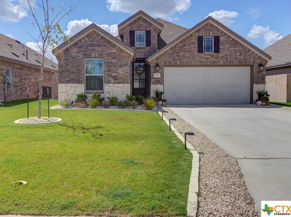 1311 Spring Row St, New Braunfels, TX 78132