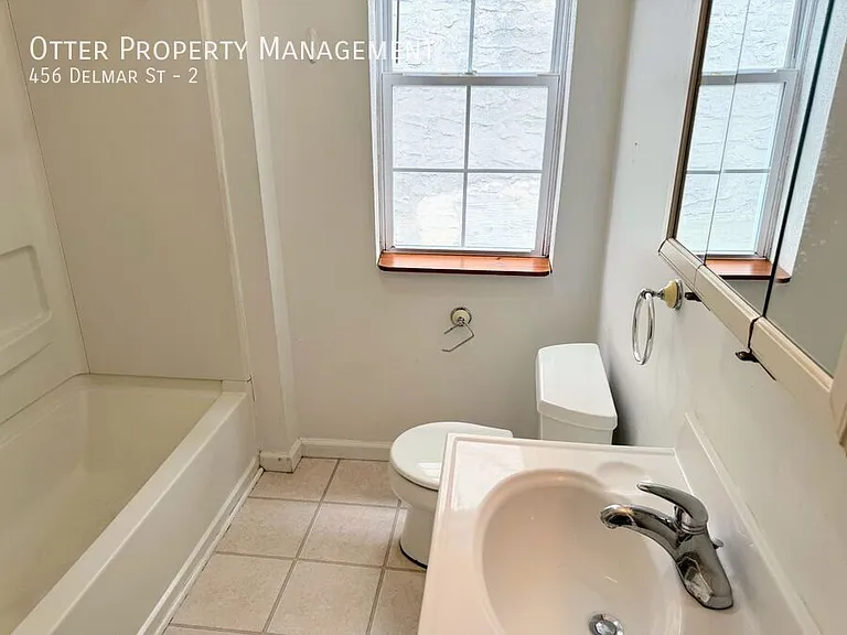 456 Delmar St #2 — Photo 17