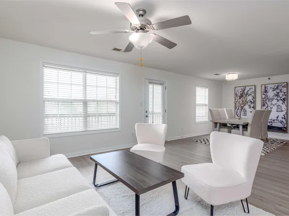 857 Malabu Dr APT 7102, Lexington, KY 40502
