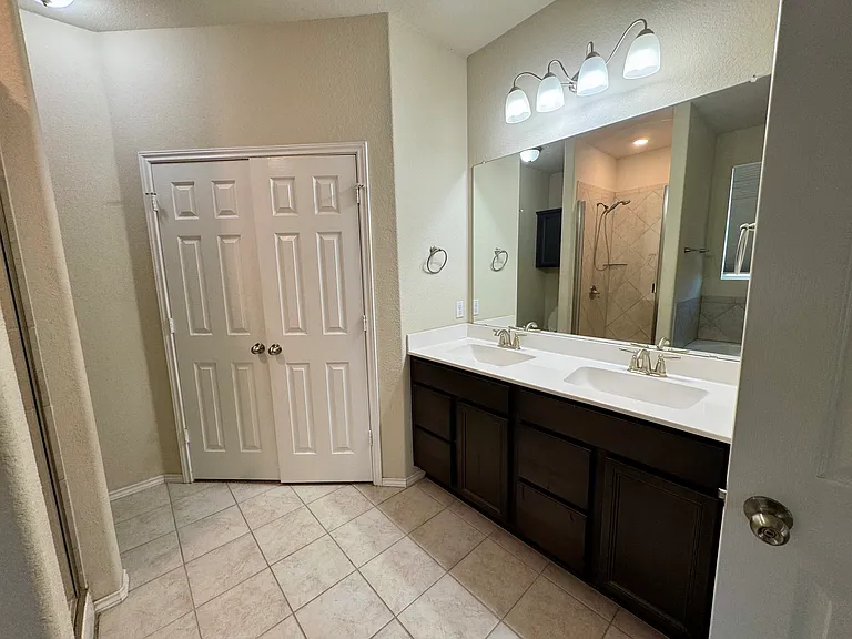 5300 Crossville Dr — Photo 13
