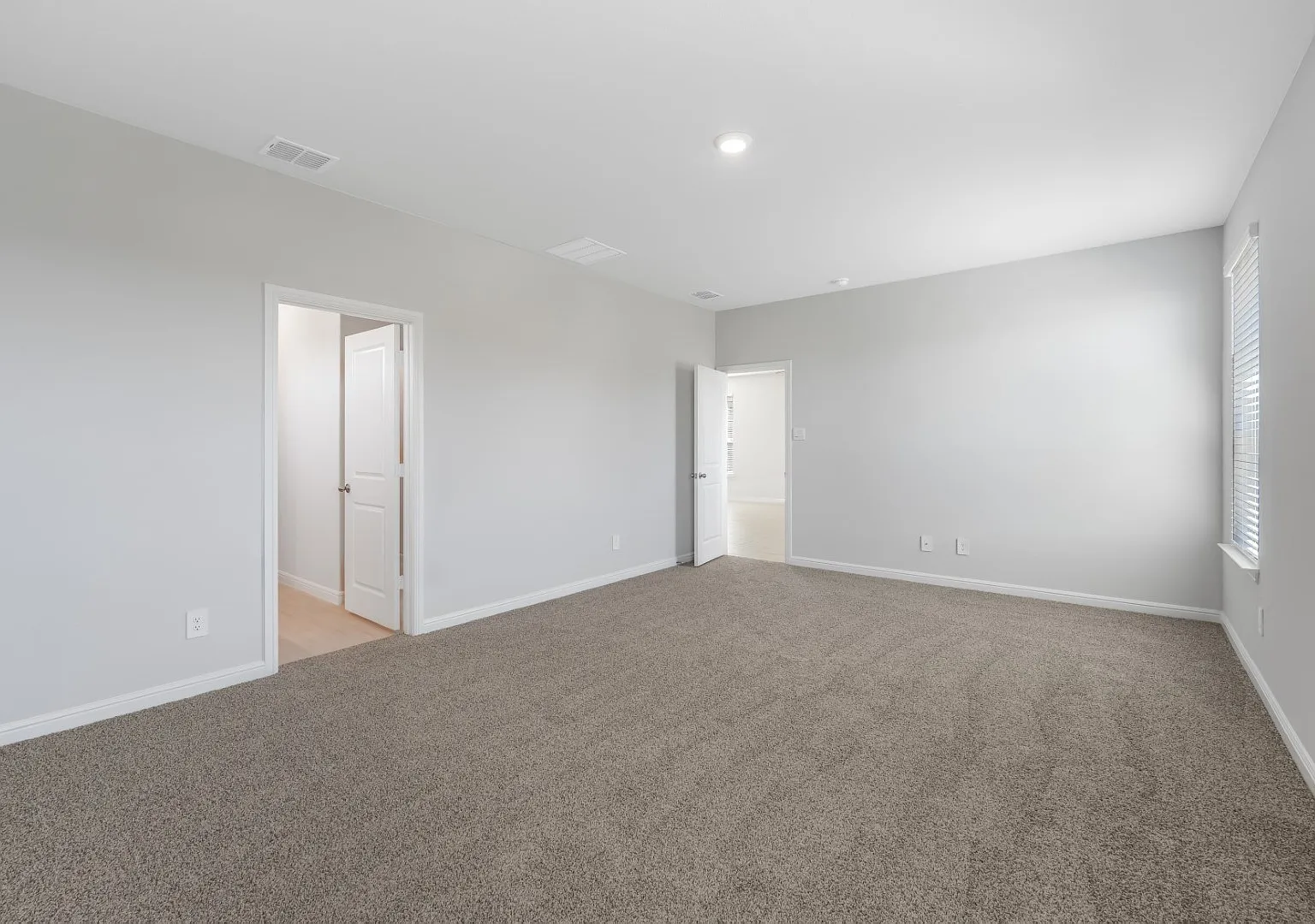 106 Daffodil Lane — Photo 2