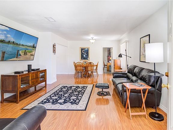 4th image of 8616 Bluford Ave