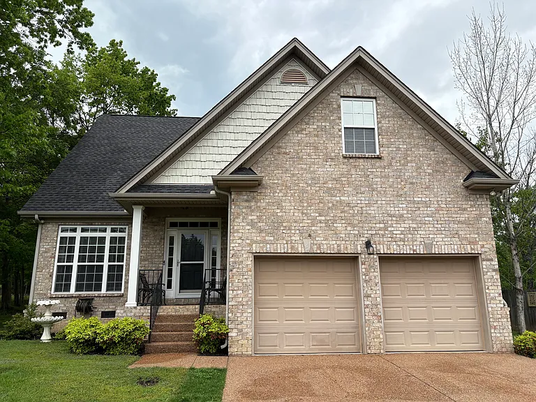 814 Royal Oaks Dr — Photo 7