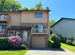 205F Morgan Dr, Morgantown, WV 26505