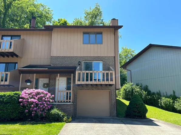 205F Morgan Dr, Morgantown, WV 26505