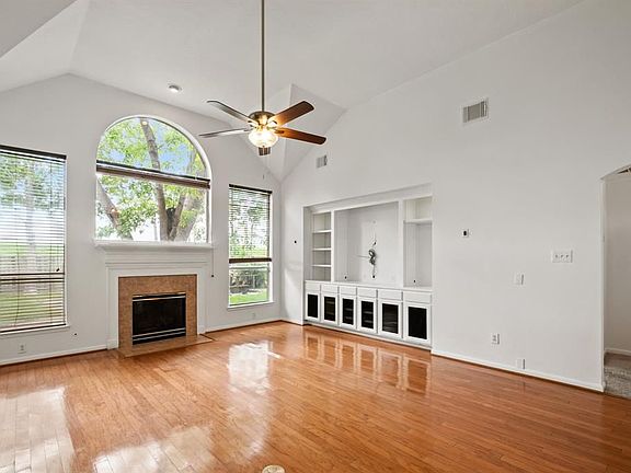 3rd image of 9603 Oconnor Ln