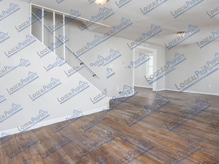 5_Living Room v1