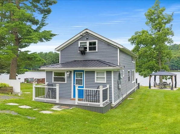 242 Beaver Lake Cir, Windsor, NY 13865