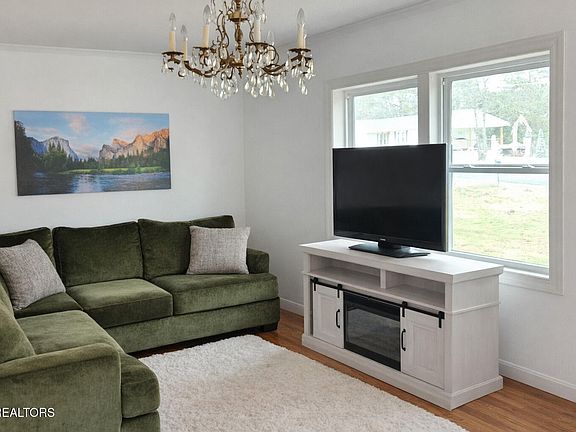 2nd image of 181 Camp Ridge Rd