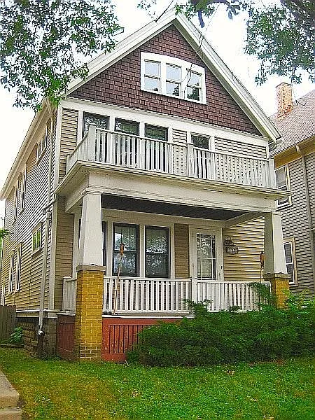 2 bed, 900 sqft, $1,375 — Photo 2