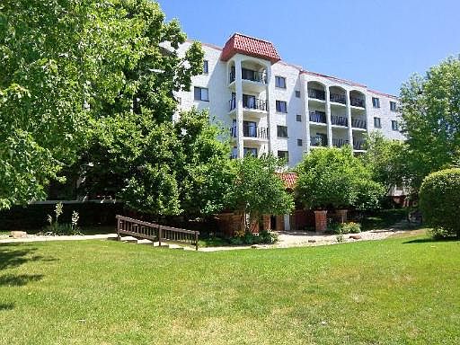 1st image of 475 Plum Creek Dr APT 304