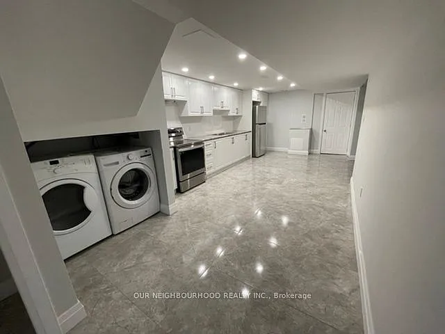 437 Fernhill Blvd #B — Photo 4