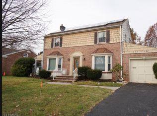 222 Elmwood Ter, Linden, NJ 07036