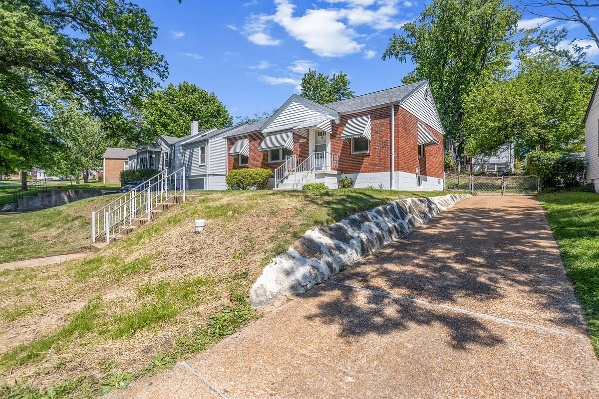 Building Photo - 10335 Saint Henry Ln