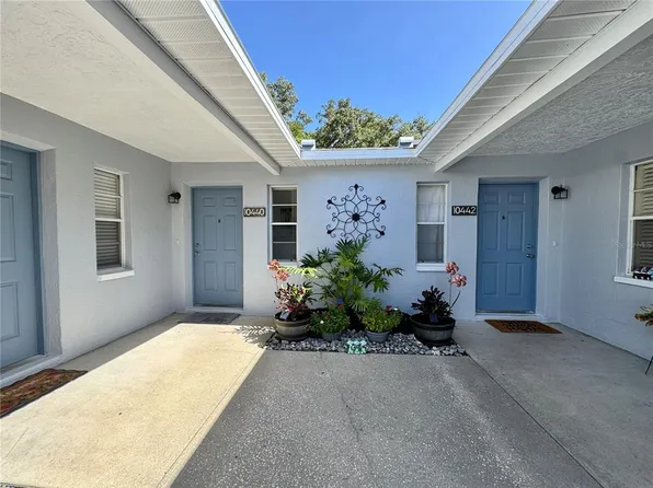 10440 Chalmer St, Spring Hill, FL 34608