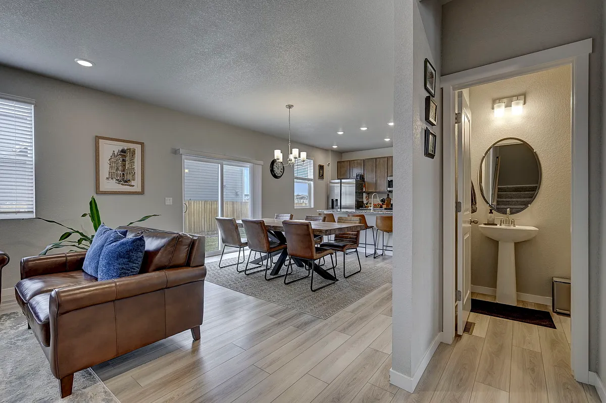 Building Photo - 9406 Pennycress Dr