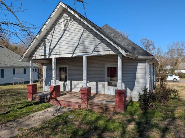 1912 Gum St, Gastonia, NC 28054