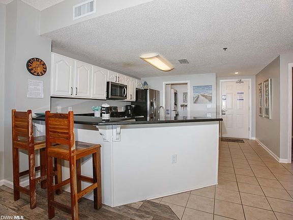2nd image of 527 Beach Club Trl APT D808