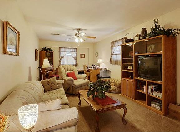 5th image of 3304 Riverland Dr